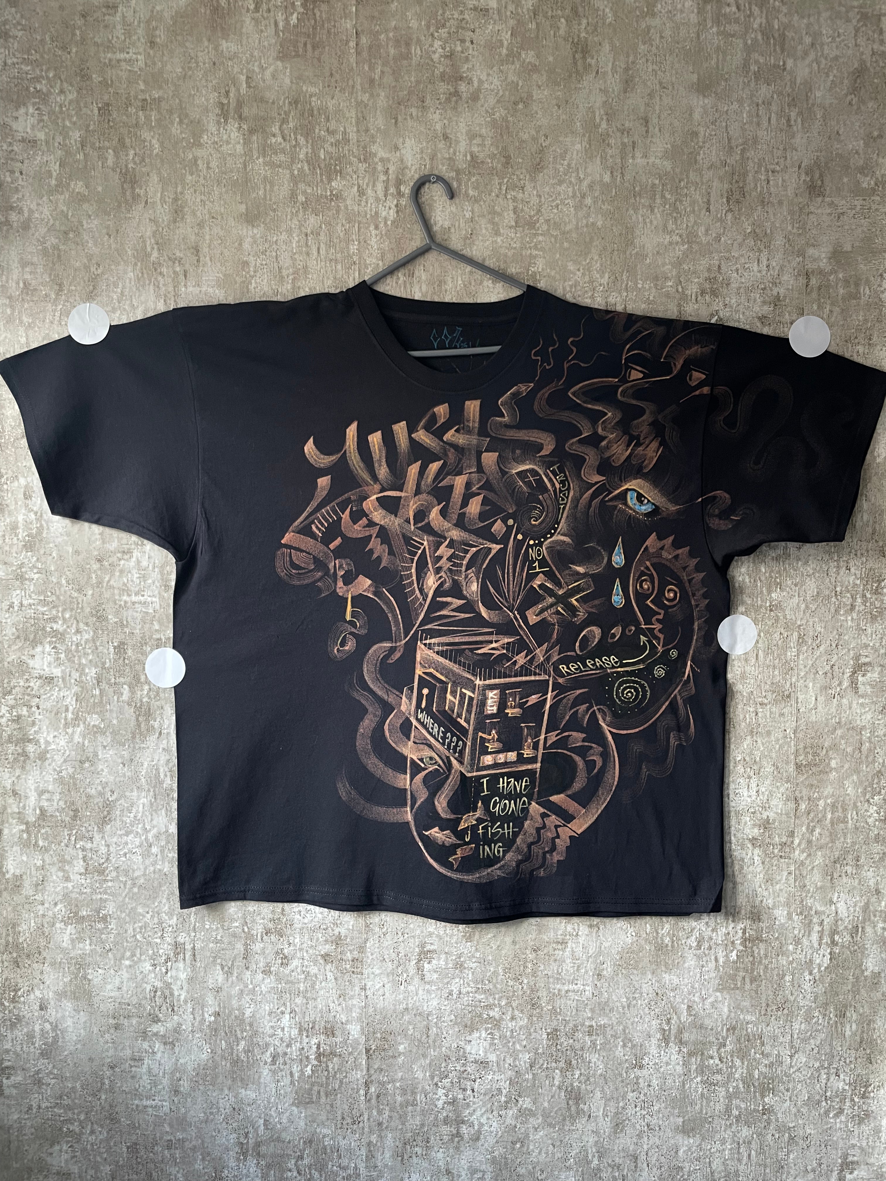 Bee Back Soon Gone Fishing Bleached Tee