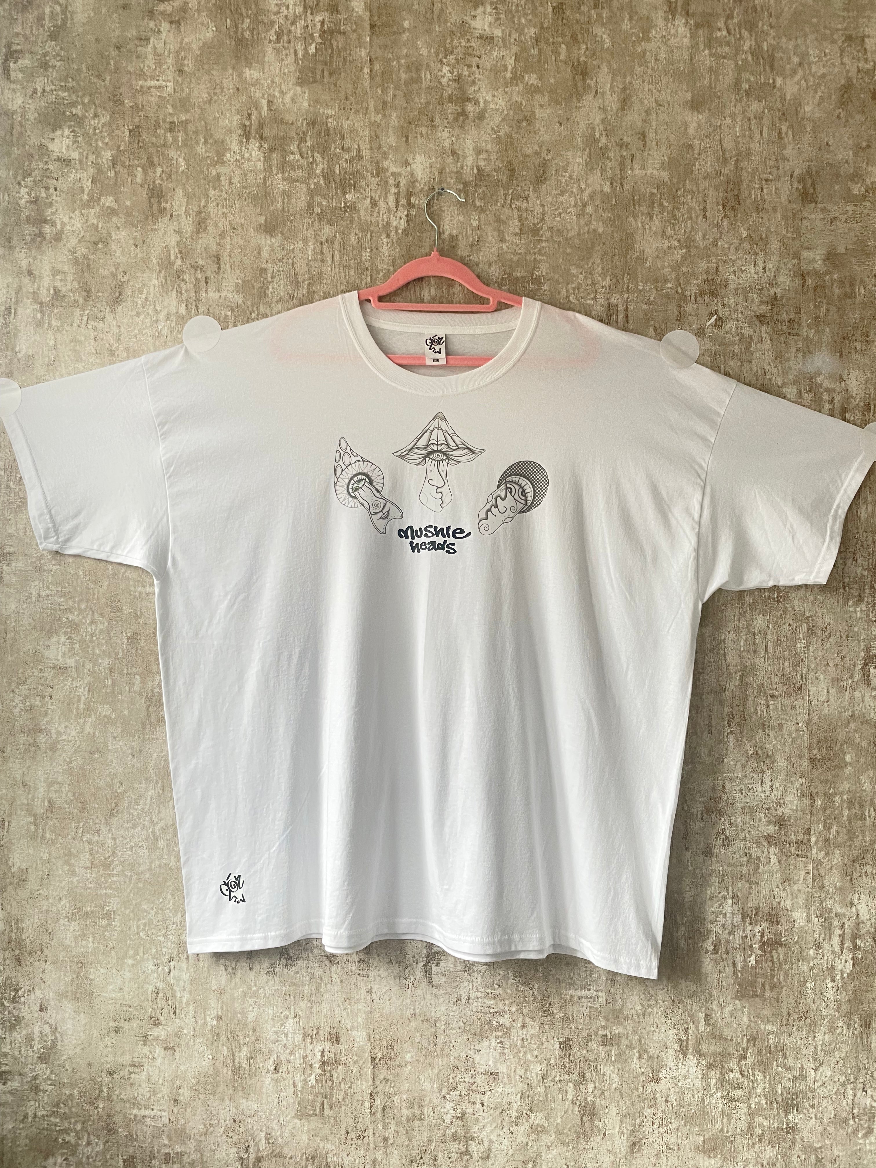 Mushie Heads - Three Mushkateers T-Shirt 1/1